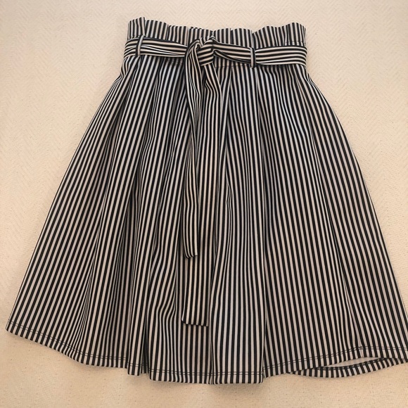 Black and White Striped Skirt - Picture 3 of 7
